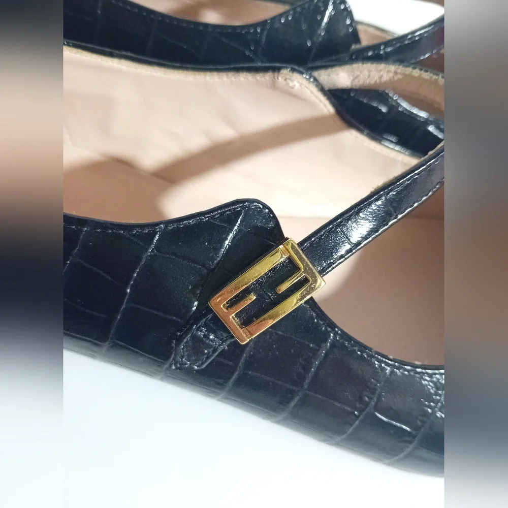 FENDI New Kids cute Black Leather Shoes in size 36 100% Authentic